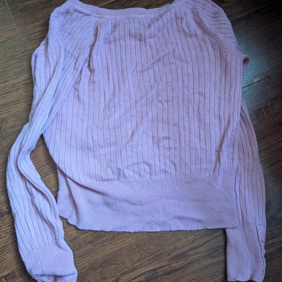 Lavender Cable Knit V-Neck Sweater - Picture 2 of 2